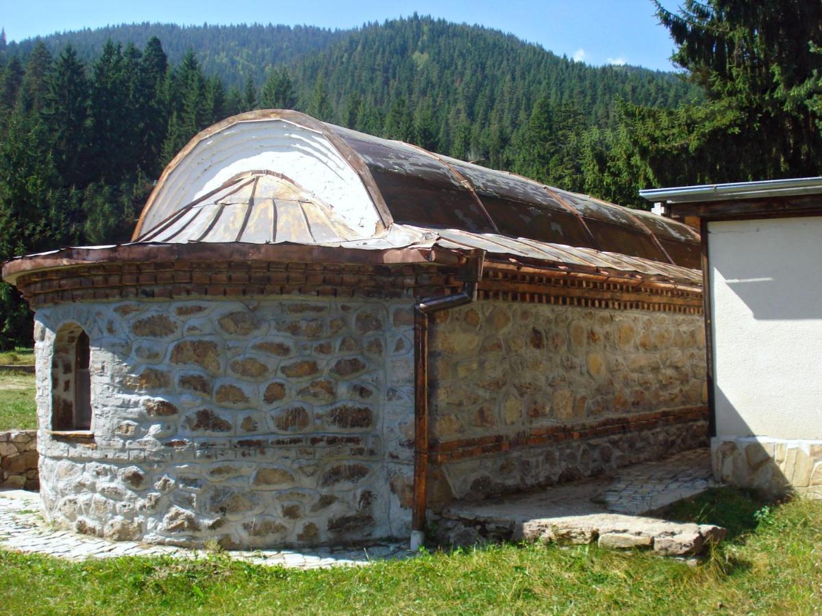 Ваканционно Селище Ива Sarnitsa Exterior foto